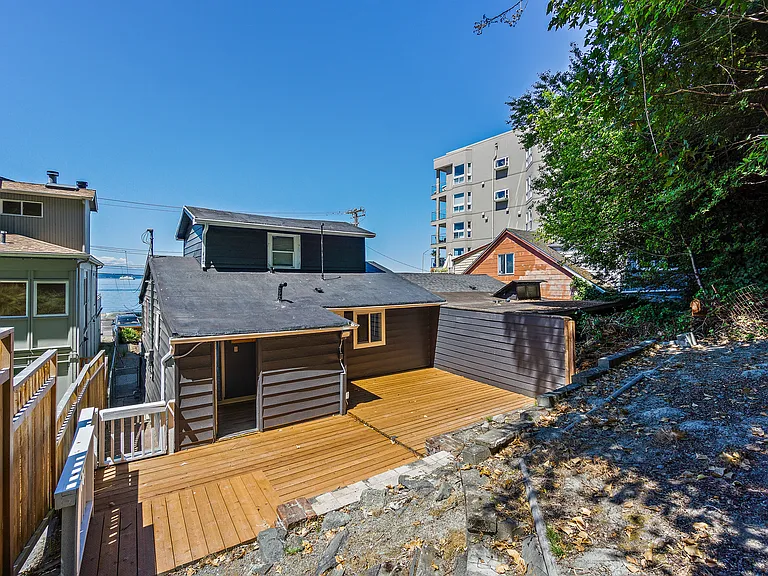 1310 Alki Ave SW — Photo 19