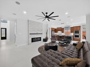 6911 Gossamer Ln, Sugar Land, TX 77479