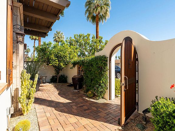 3rd image of 287 S Cahuilla Rd