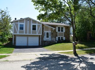 312 Chicory Ln, Buffalo Grove, IL 60089
