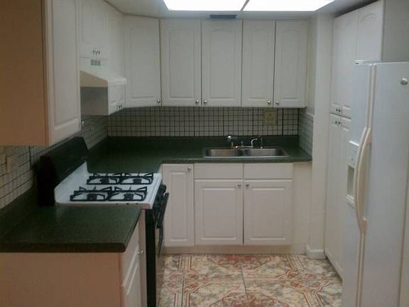 2nd image of 8326 N Missionwood Cir