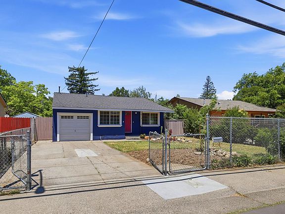 4th image of 3913 23rd Ave