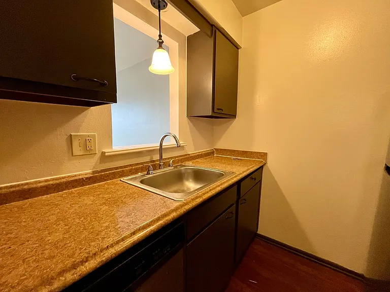 10448 W Montana Ave — Photo 15