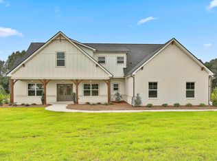 184 Grove Park #11, Senoia, GA 30276