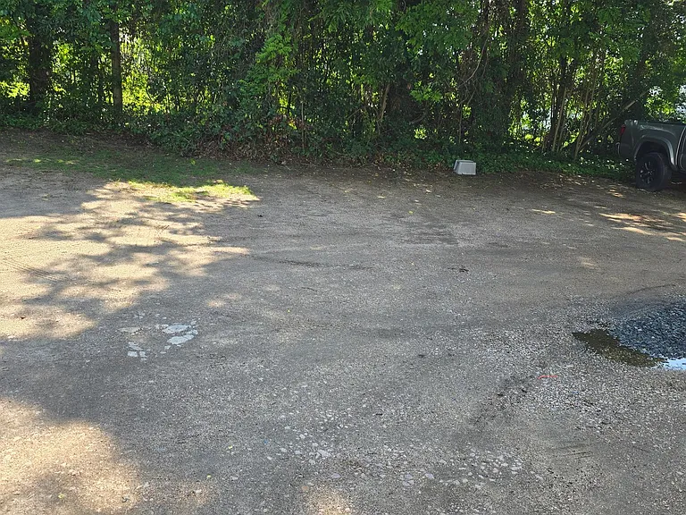 612 Oakshade Ave — Photo 22