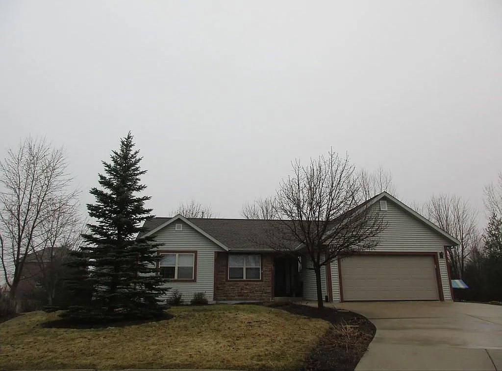 207 Jenna Ct photo 1