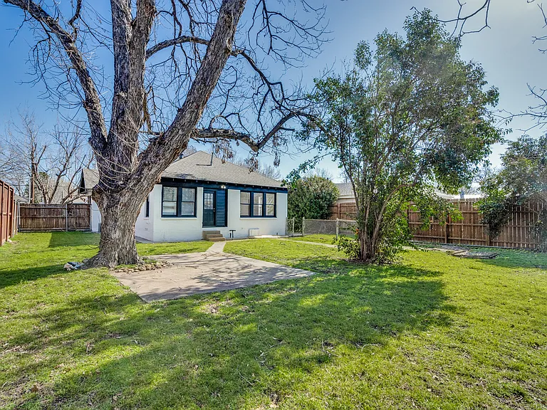 5011 Parkland Ave — Photo 21