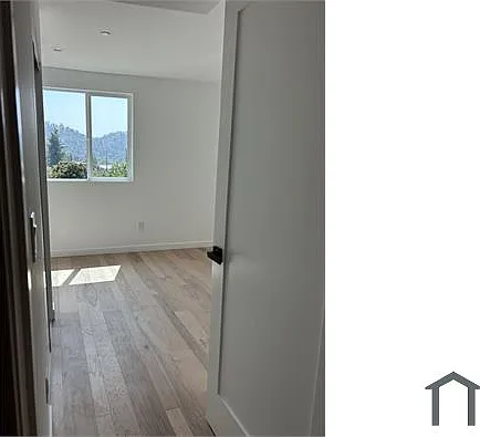 2681 Roseview Ave — Photo 10