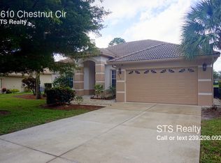 6610 Chestnut Cir, Naples, FL 34109