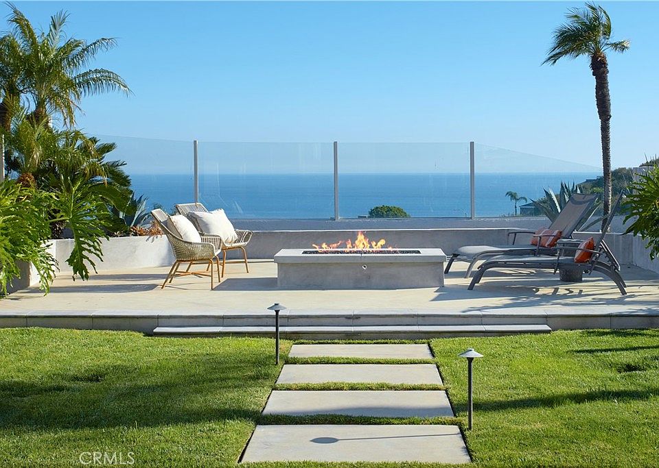 1st image of 87 Palm Beach Ct