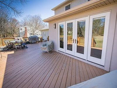 2nd image of 36 Taylor Rd