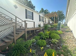 809 Quiet Harbor St #22, Creston, IA 50801