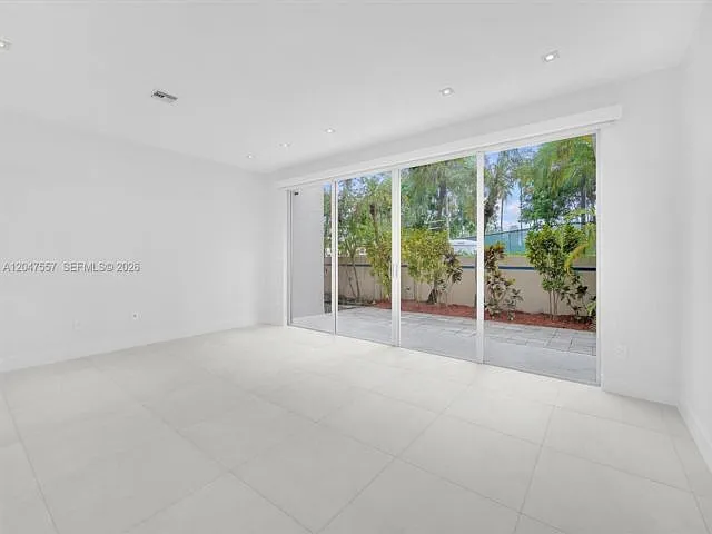 21391 Marina Cove Cir #14-K — Photo 10