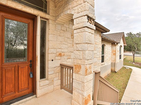 2nd image of 957 Misty Water Ln