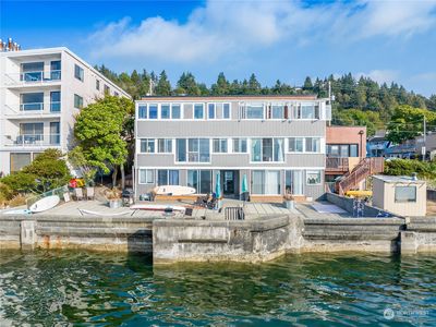 4027 Beach Drive SW, Seattle, WA, 98116