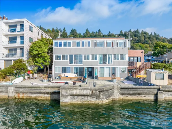 4027 Beach Drive SW, Seattle, WA 98116