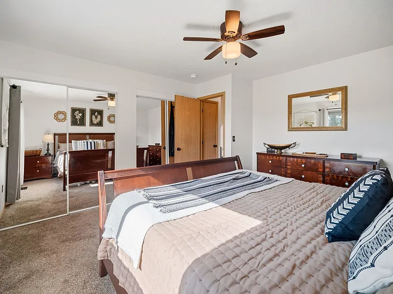 1618 N Potomac River Ln — Photo 37