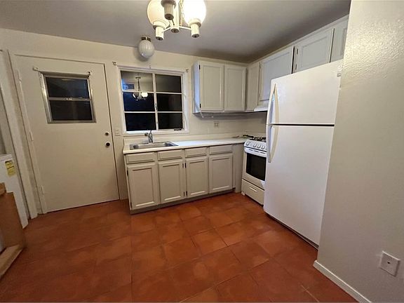 4th image of 479 S Paseo Madera Unit C