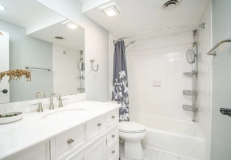 58 Williamsburg Dr #58 — Photo 11