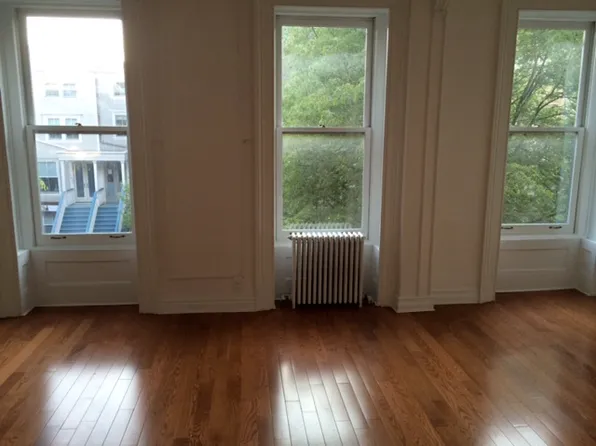 133 Saint James Pl, Brooklyn, NY 11238