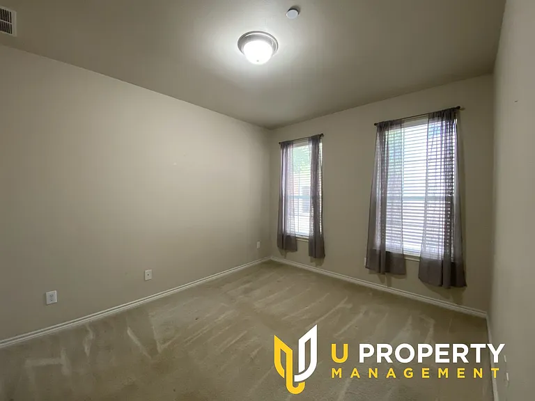 15831 Breedlove Pl #118 — Photo 8