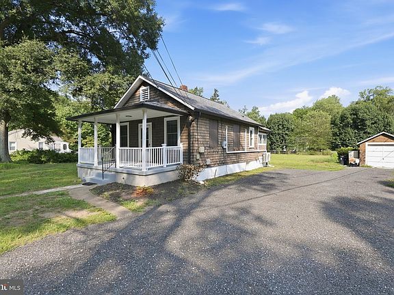 2nd image of 13616 Old Chapel Rd
