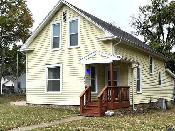2543 SE Maryland Ave, Topeka, KS 66605