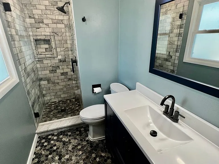 33 Susan Ln — Photo 7