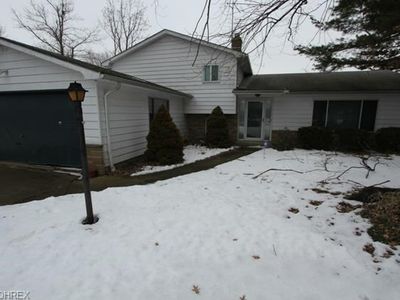 643 Trebisky Rd, Cleveland, OH, 44143