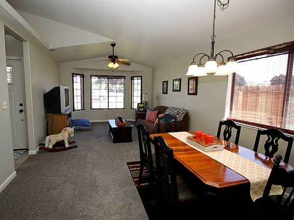 4th image of 2090 Cerra Vista Dr