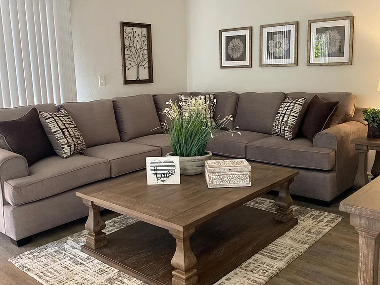 1 Bed - Living room