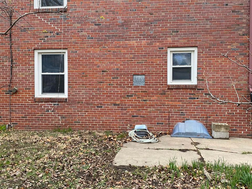 2nd image of 1636 S 22nd St