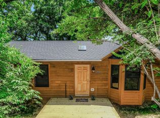 348 Rome Beauty Dr, Linden, VA 22642