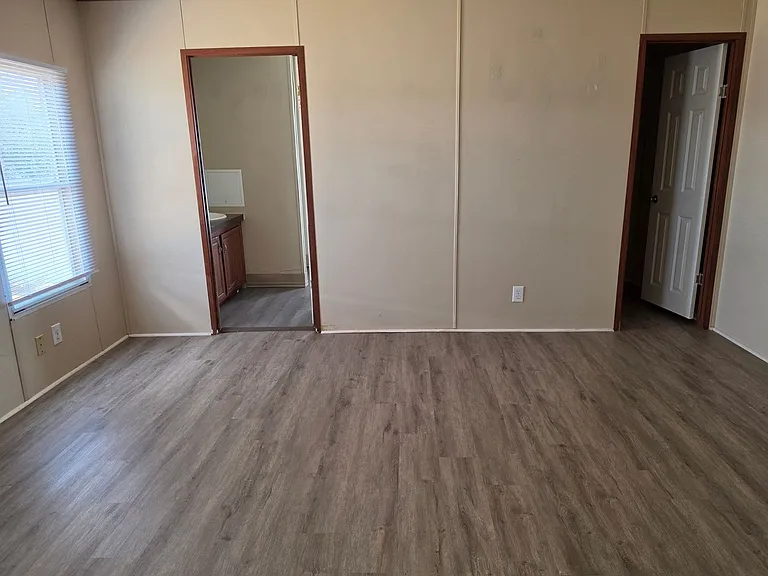 3509 Cesar Chavez Dr — Photo 12