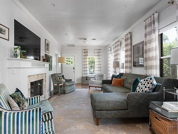 5th image of 4005 Avenue C
