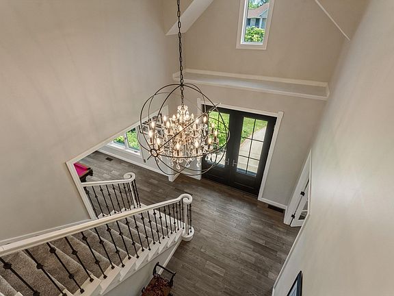 3rd image of 51469 Autumn Ridge Dr