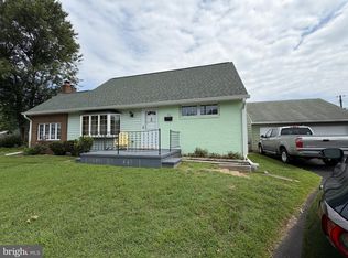 125 Elm Dr, Glen Burnie, MD 21060