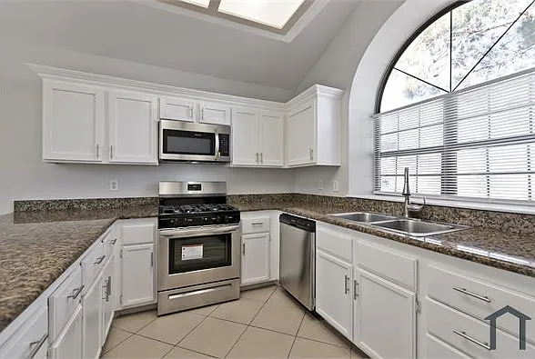 6529 Wheelbarrow Peak Dr — Photo 13