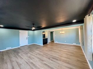 20700 Lake Shore Blvd #UP, Euclid, OH 44123