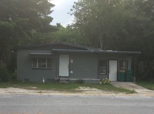 302 N Prescott St, Eustis, FL 32726