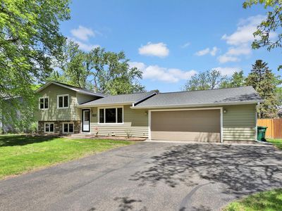 9790 99th Ave N, Maple Grove, MN, 55369