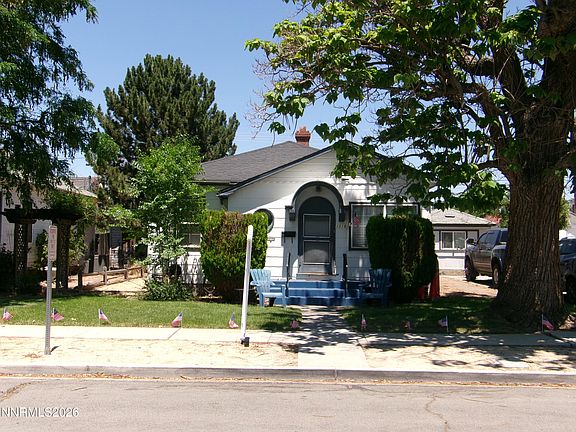 2nd image of 1018 E St