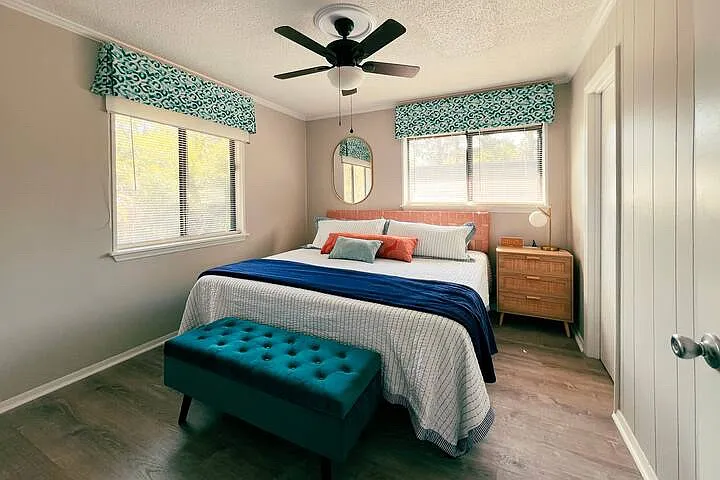 2 bed, 864 sqft, $2,300 — Photo 4