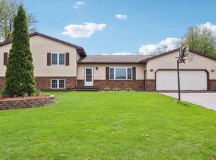 131 West St, Dane, WI 53529