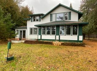 2091 Cedar Rd, Boyne City, MI 49712