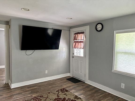 2nd image of 109 Westside Dr