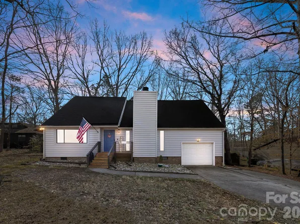 7615 Zermatt Ln, Charlotte, NC 28226