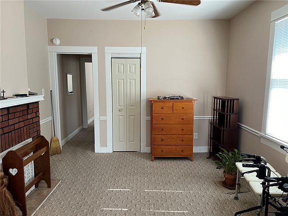 4th image of 713 Greenwood Dr