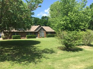 7045 E Heather Dr, Claremore, OK 74019