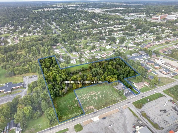 1242 W Western Reserve Rd, Youngstown, OH 44512